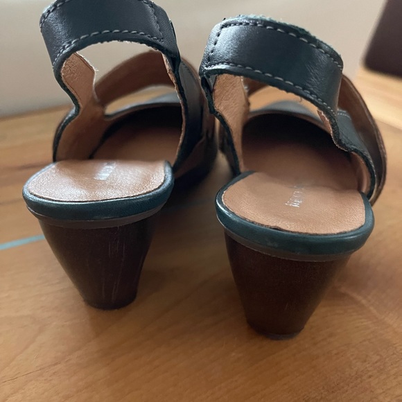 Green & tan maryjane style heels 37 - Picture 6 of 6